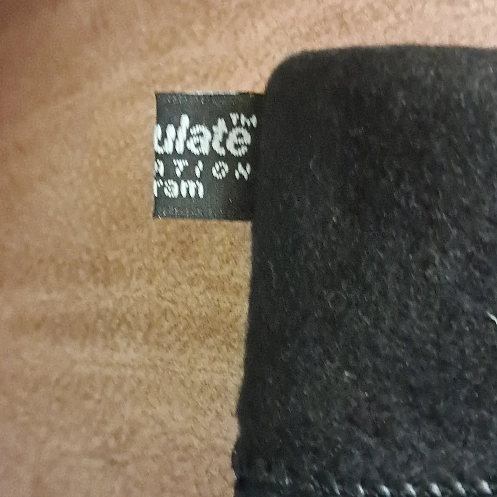 Womwn Black Leather Gloves Size M Outdoor Classic Fitted Warm Preowned